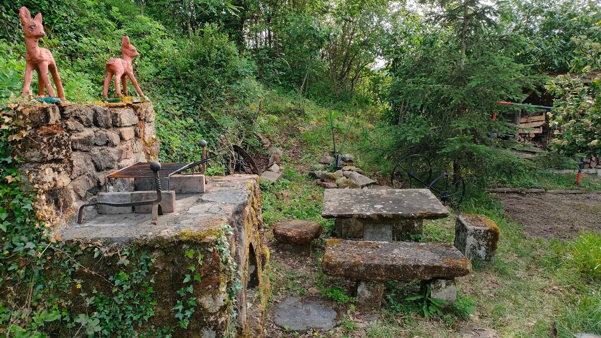 Au Coeur De L'Aveyron Villa Montagnol